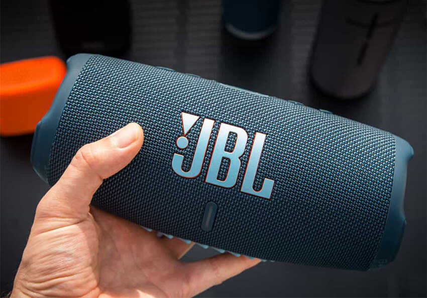 Trên tay Loa bluetooth JBL Charge 5